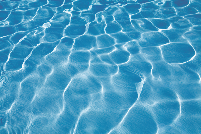 Clear and clean pool